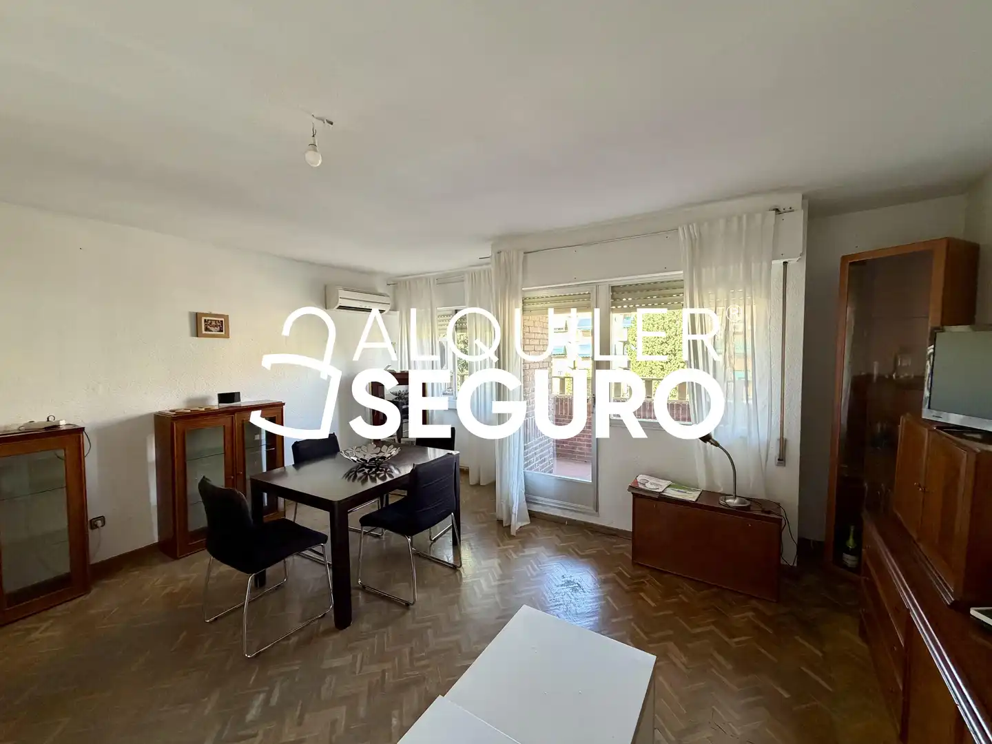 Flat for rent in Plaza de la Piña, Centro