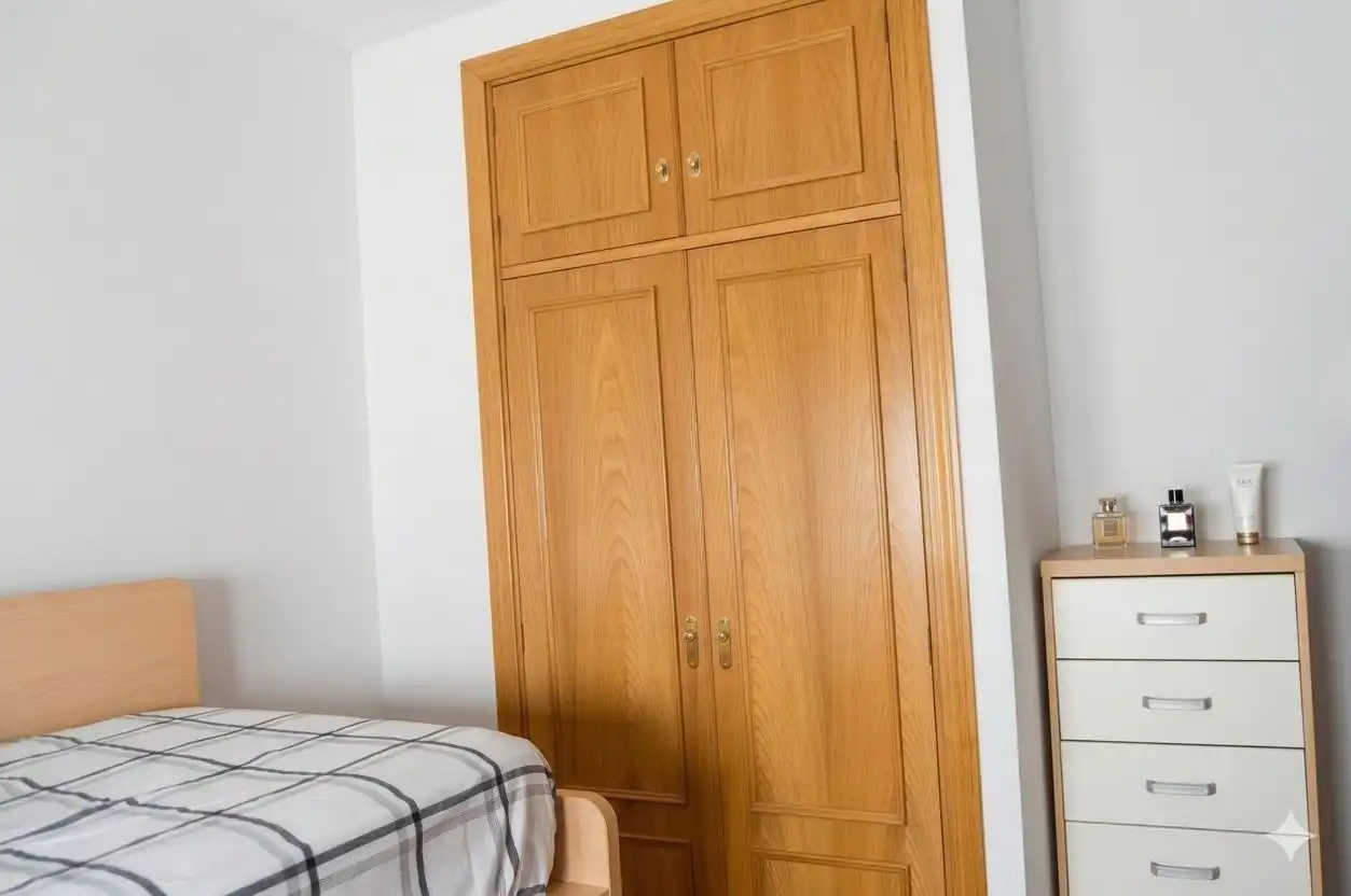 Dormitori de Casa adosada en venda en Cáceres amb Aire condicionat, Calefacció i Terrassa