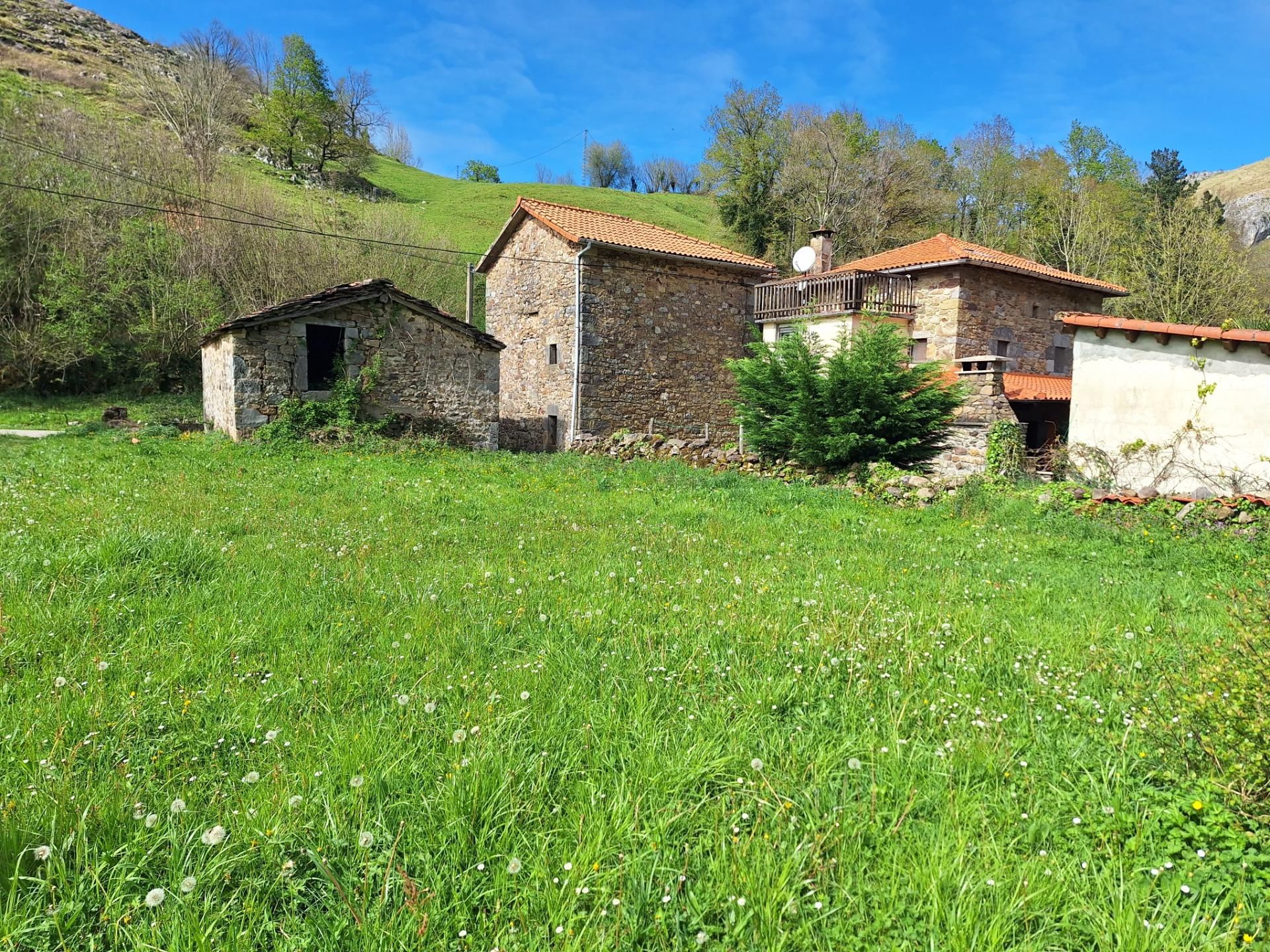 House or chalet for sale in San Roque de Riomiera  with Balcony