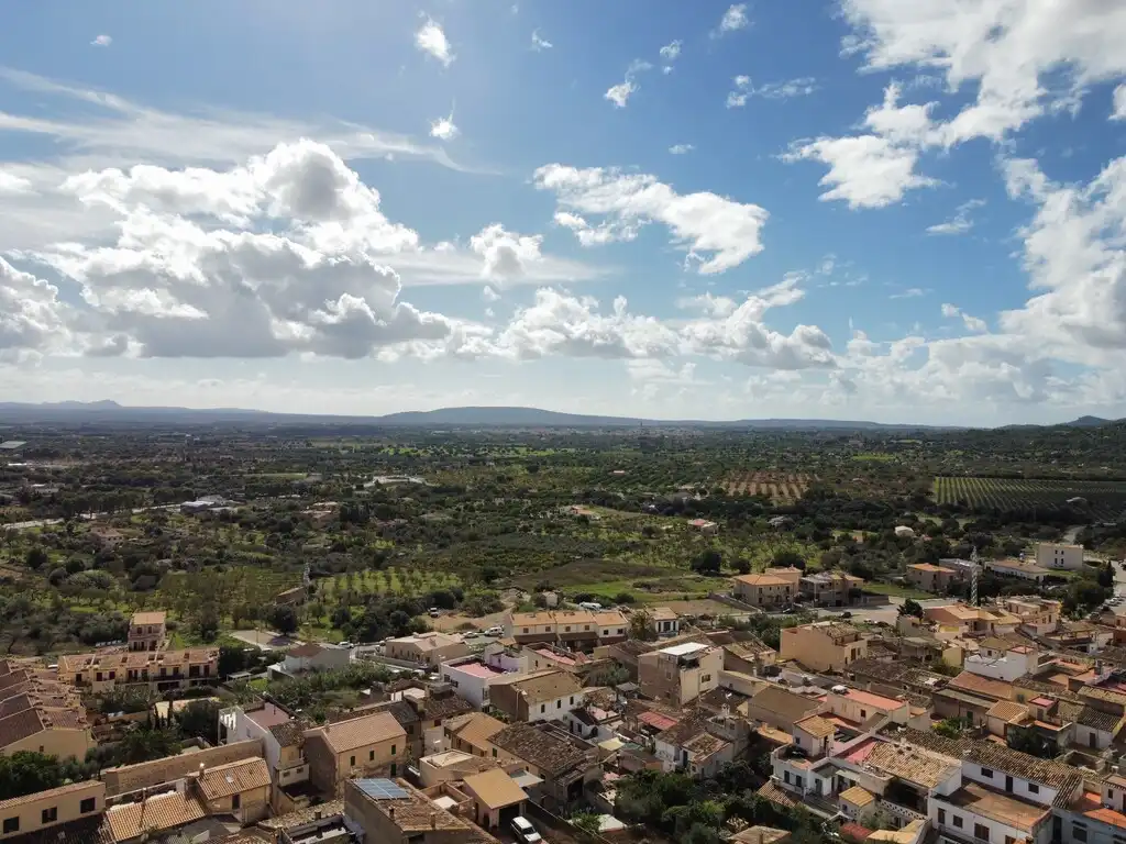 Vista exterior de Finca rústica en venda en Lloseta amb Jardí privat i Terrassa