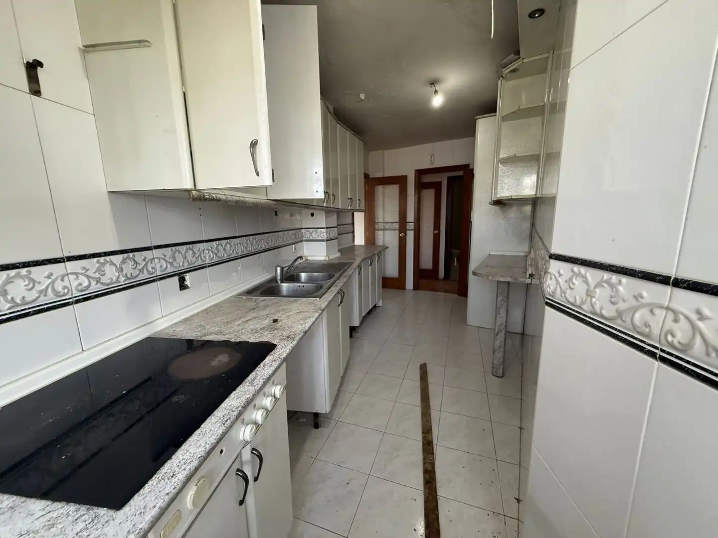 Kitchen of Flat for sale in San Martín de la Vega  with Terrace and Balcony