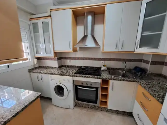 Wohnung zur Miete in Avenida San Carlos, Solymar