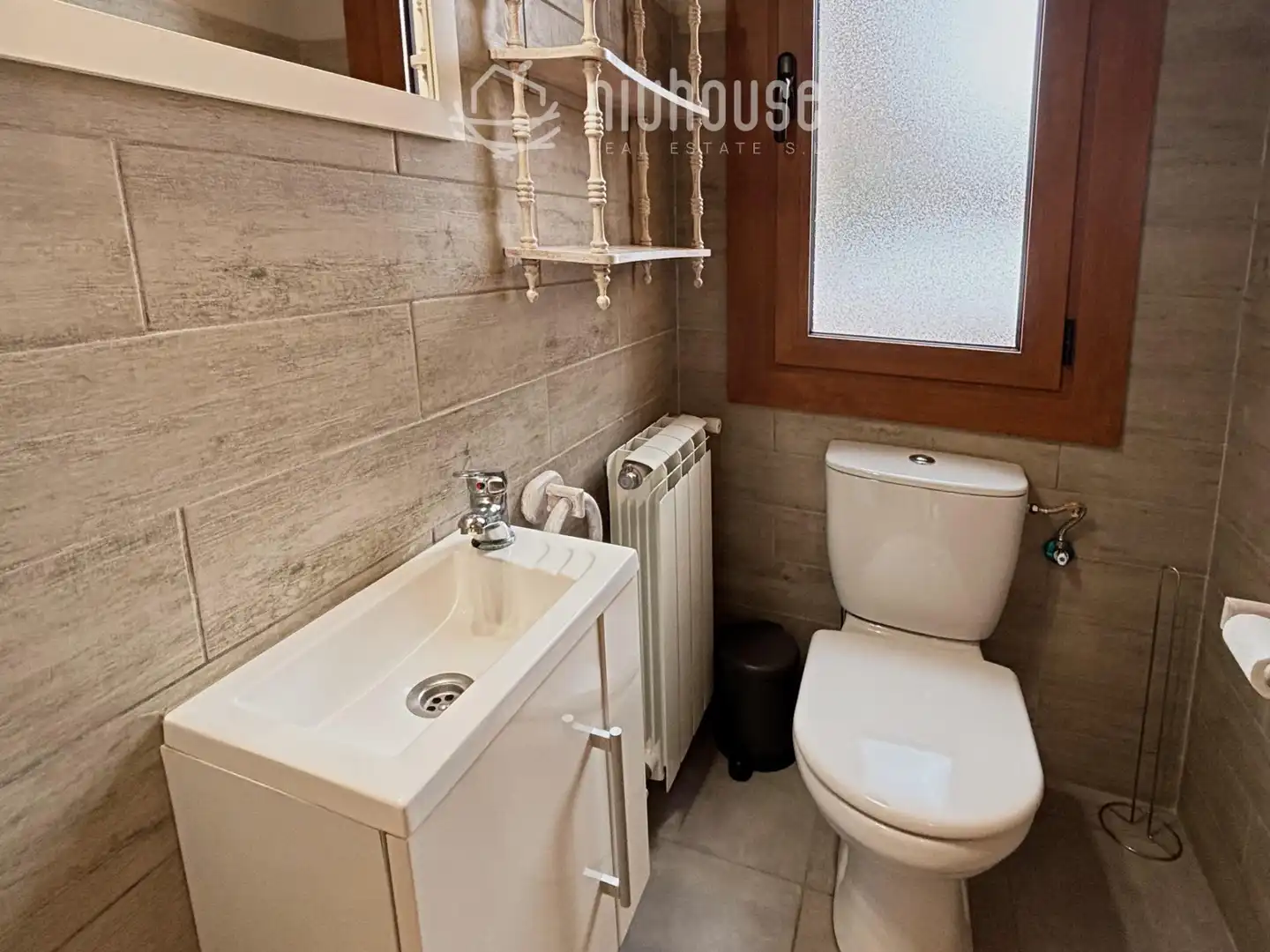Bathroom of Houses for sale in Fontanals de Cerdanya