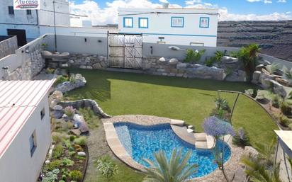 Piscina de Finca rústica en venda en Las Palmas de Gran Canaria amb Jardí privat, Terrassa i Traster