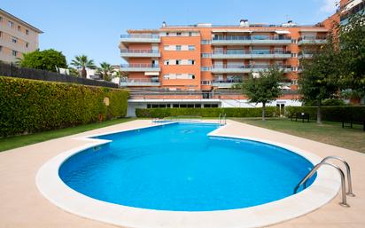 Swimming pool of Apartment for sale in Sitges