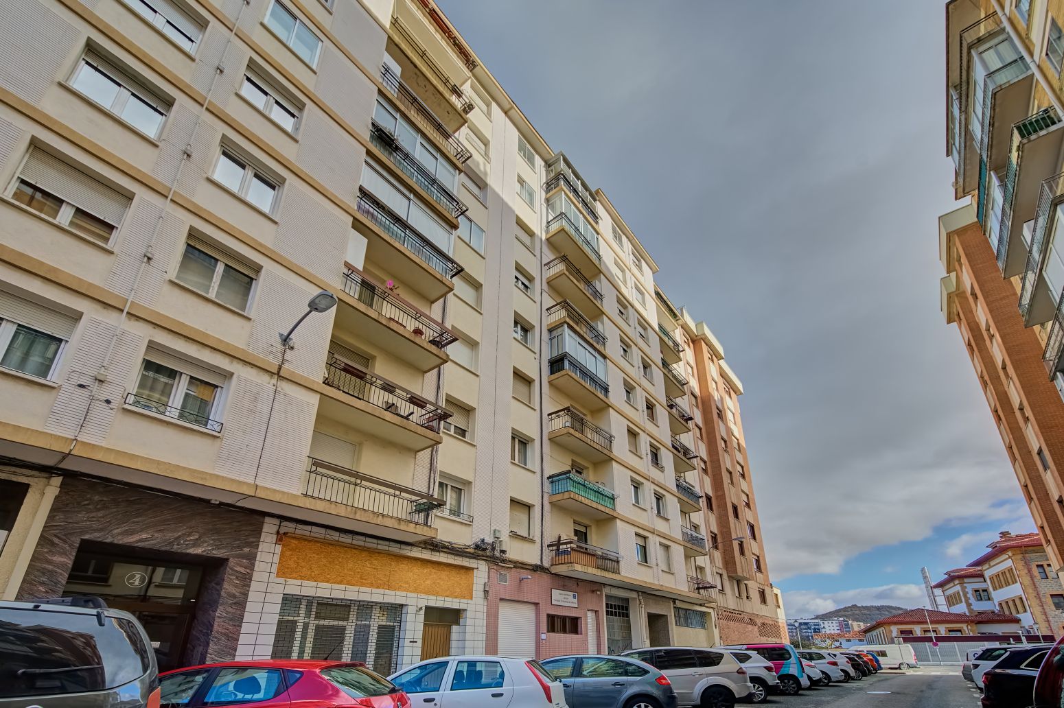 Vista exterior de Pis en venda en Burlada / Burlata amb Calefacció, Parquet i Balcó