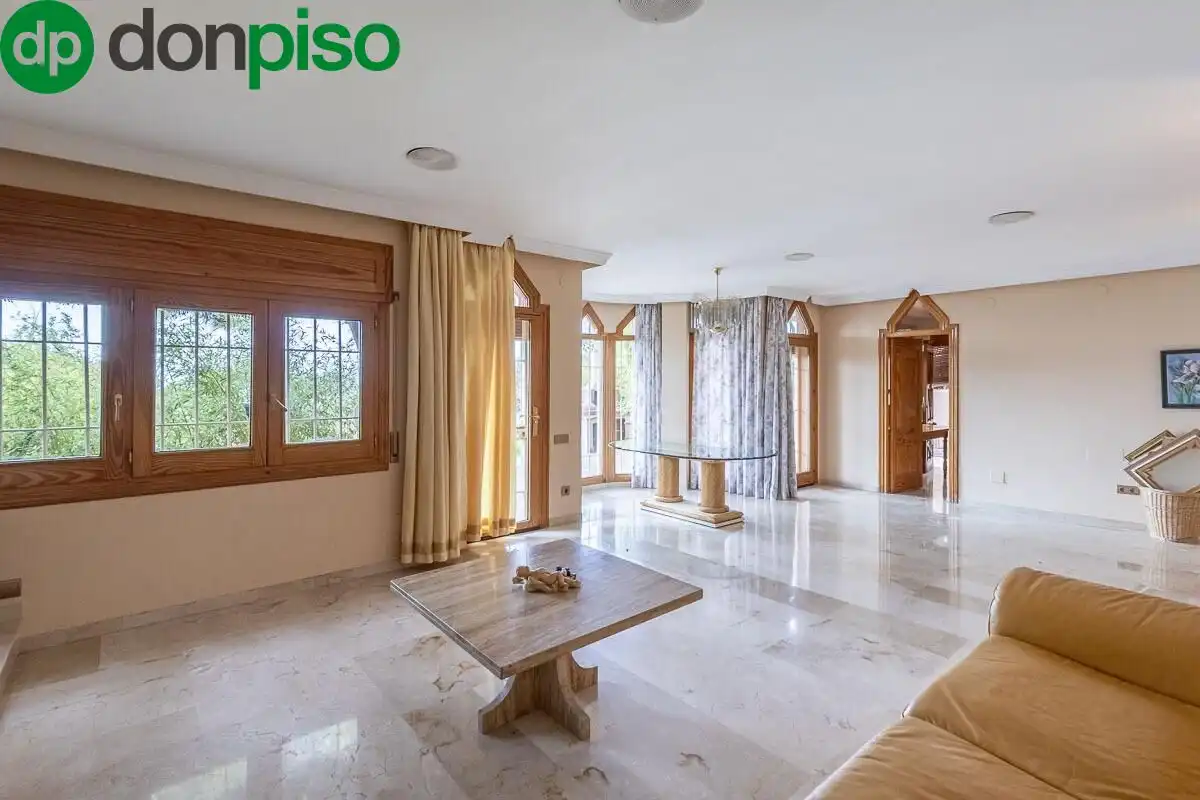 Casa con terrazza in vendita a Calle ARCES UR.MONTELUZ, imagen 8