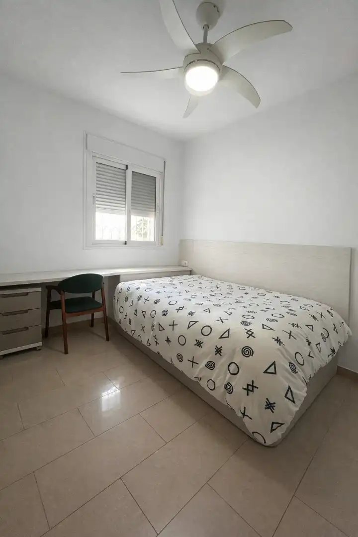 Dormitori de Casa adosada en venda en Alcantarilla amb Aire condicionat, Traster i Moblat