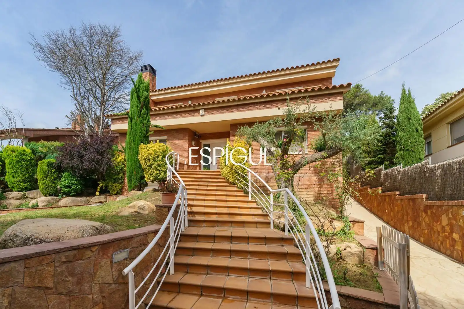 House with terrace for sale in Salvador Espriu, imagen 2