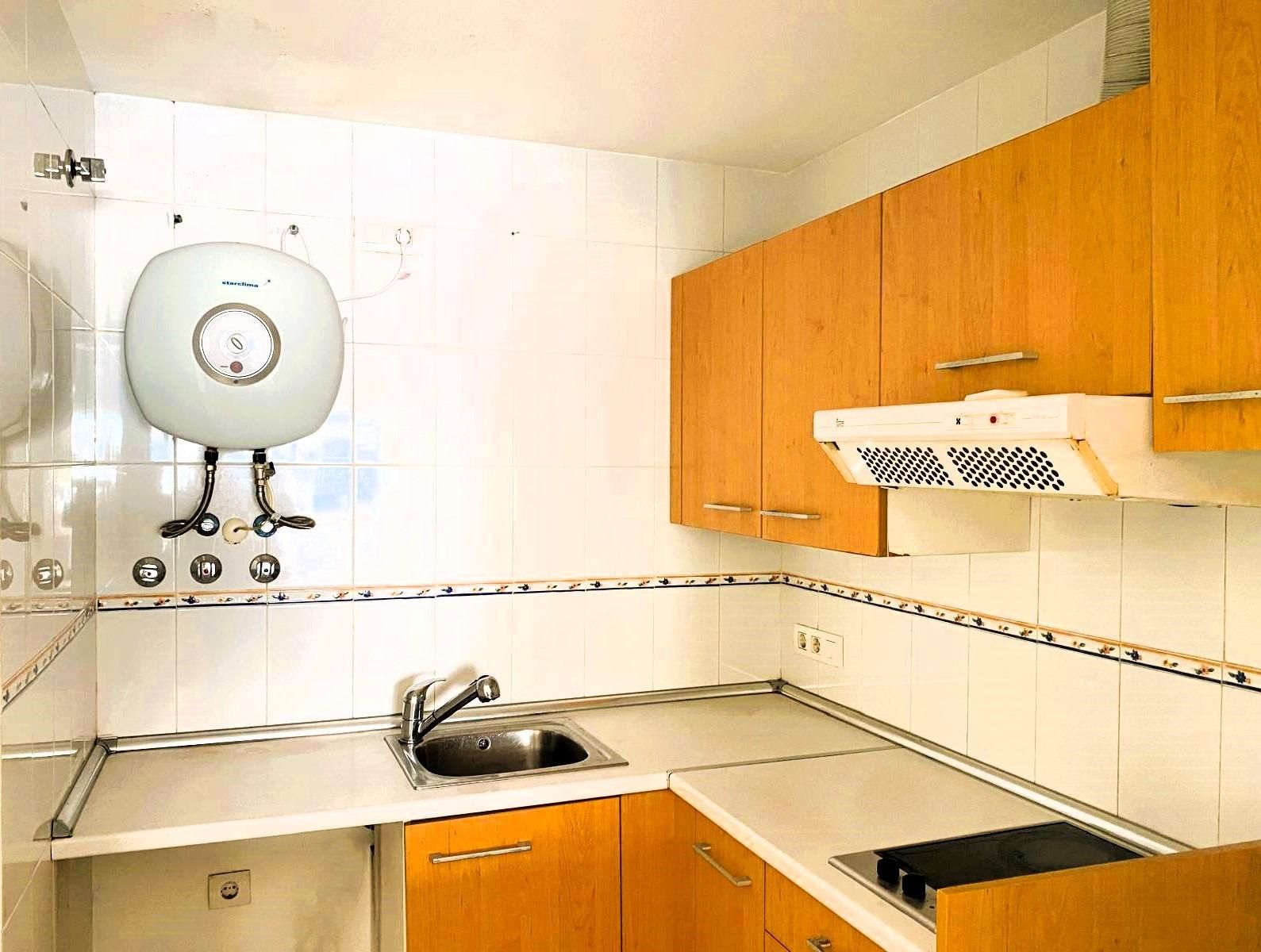 Cuina de Pis en venda en  Sevilla Capital amb Terrassa