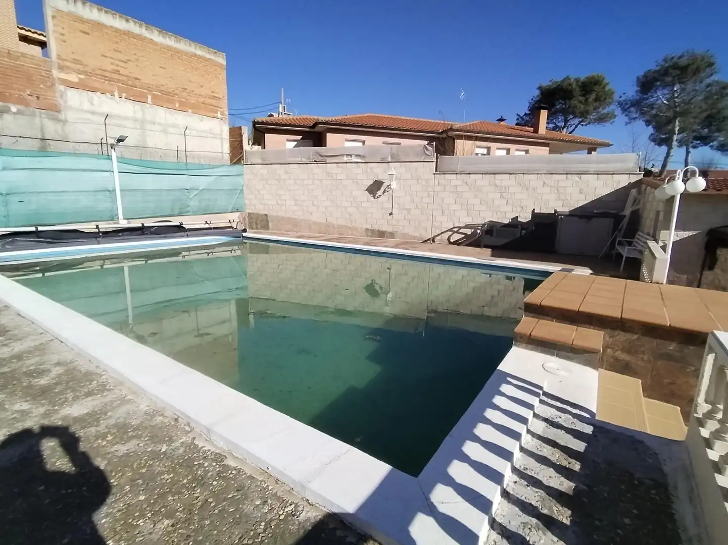 Piscina de Casa o chalet en venta en Campo Real con Aire acondicionado, Calefacción y Jardín privado