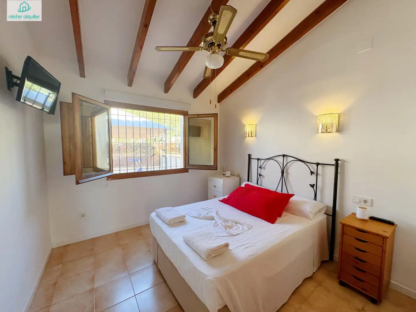 Bedroom of Detached homes for rent in El Campello  with Air Conditioner, Private garden and Terrace