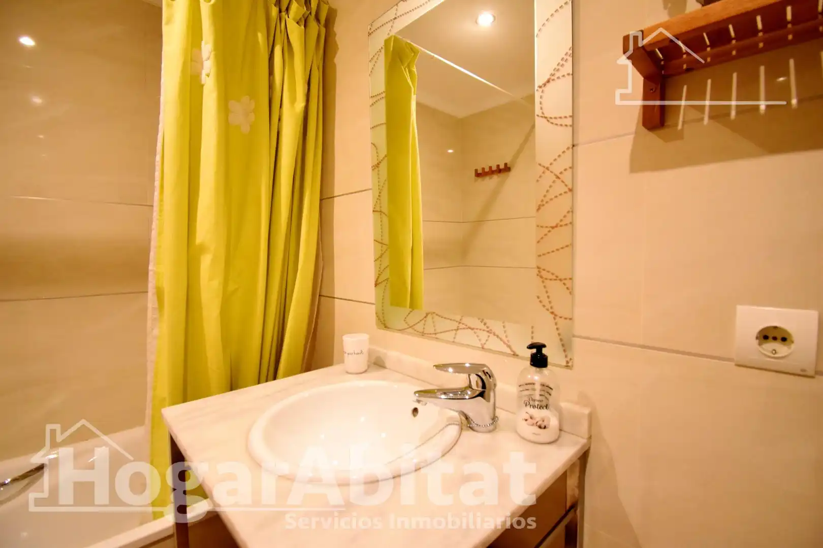 Bathroom of Flat for sale in Dénia  with Private garden, Terrace and Furnished