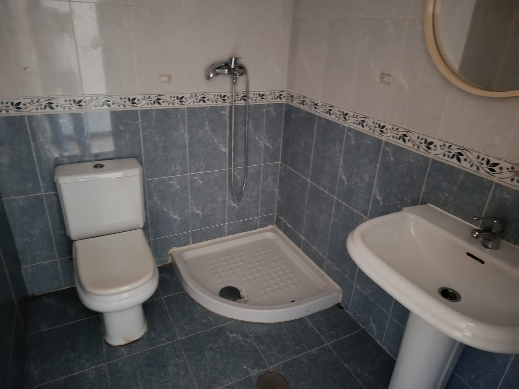 Bany de Pis en venda en León Capital 