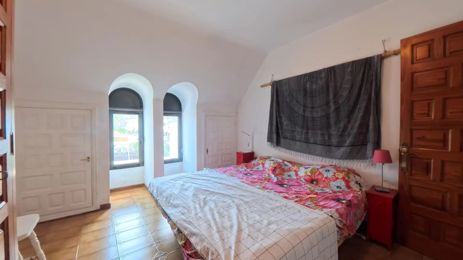 Schlafzimmer von Maisonette zum Verkauf in Arona mit Terrasse, Möbliert und Ofen