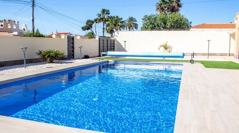 Foto 5 de Casa o xalet en venda a Calle C. Pablo Neruda, 66, Zona Carrefour - Urbanizaciones, Torrevieja