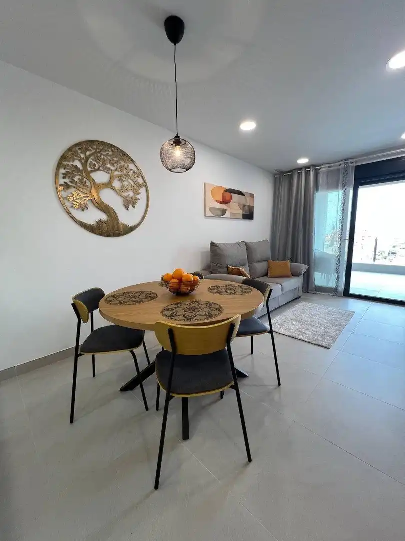 Comedor de Apartamento en venta en Torrevieja con Calefacción, Terraza y Amueblado