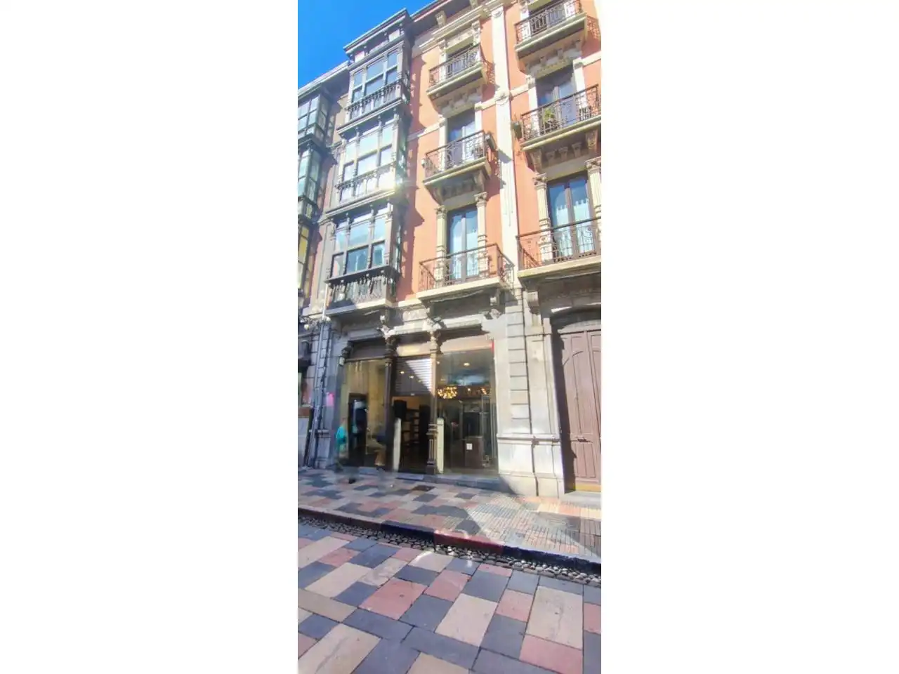 Locale commerciale in vendita a Centro, imagen 2