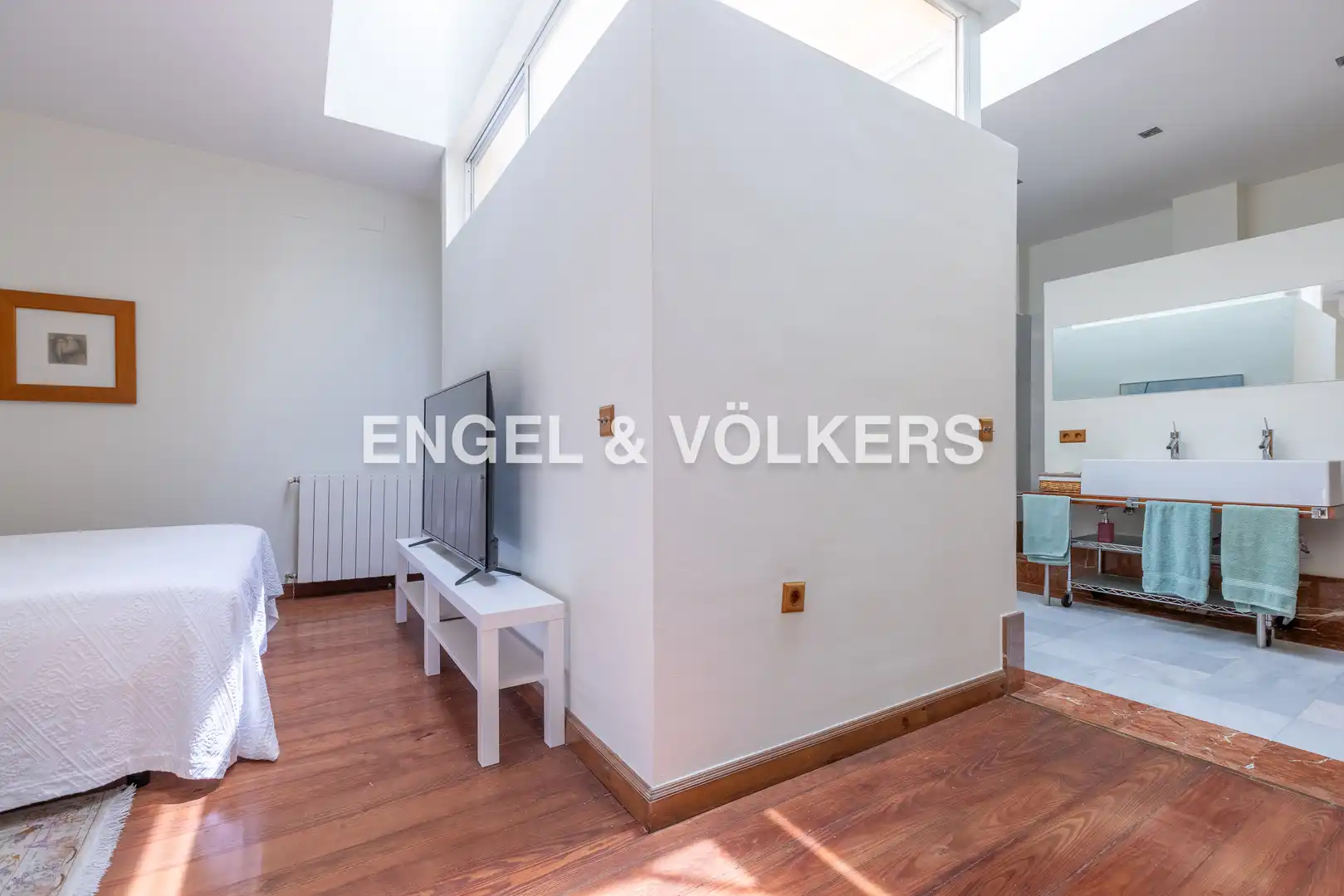 Living room of Attic for sale in Sevilla  with Air Conditioner, Heating and Terrace