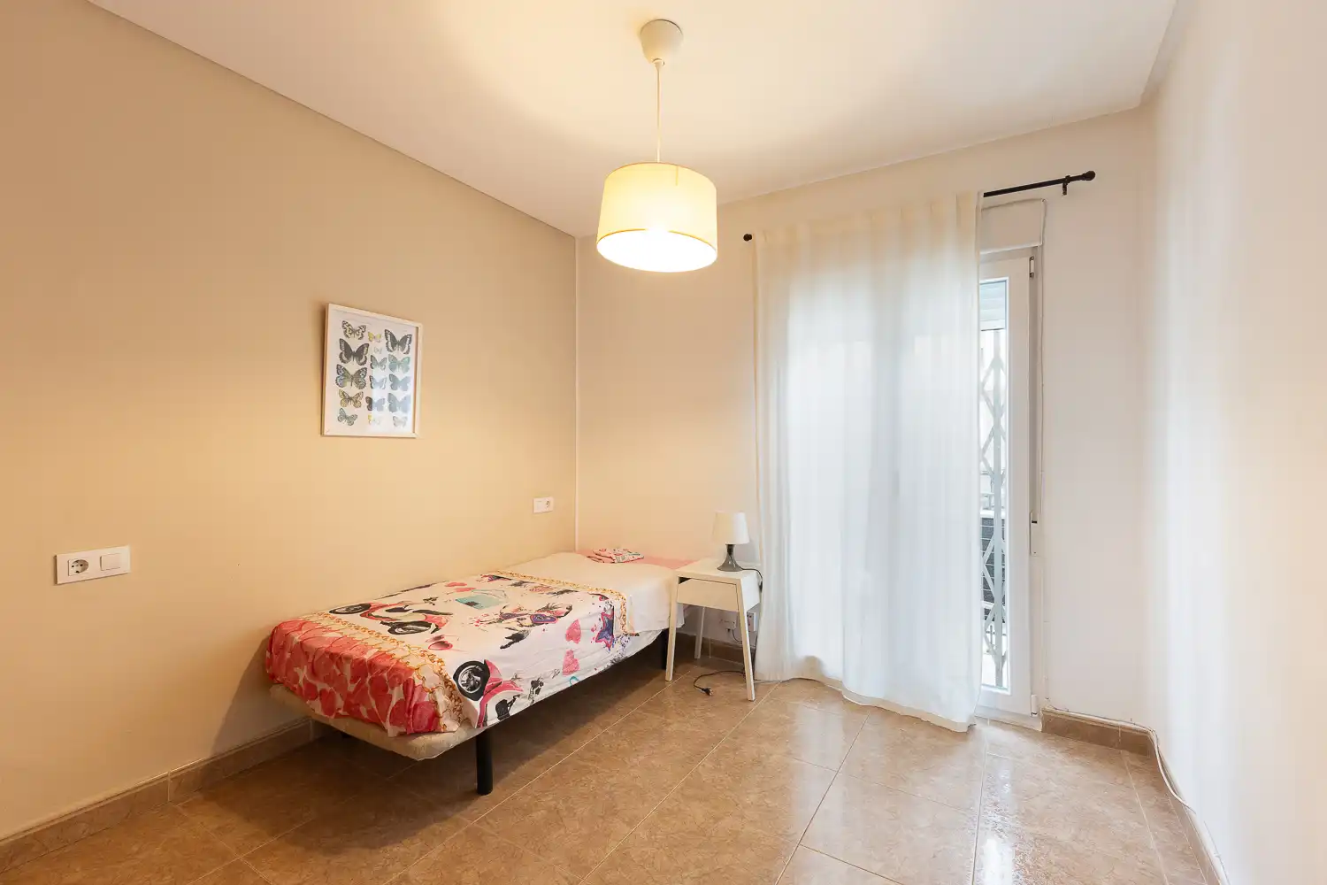 Bedroom of Flat for rent in Valencia  with Air Conditioner, Heating and Furnished