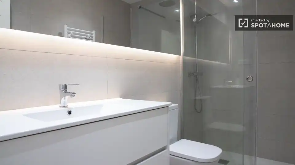 Room in Guindalera