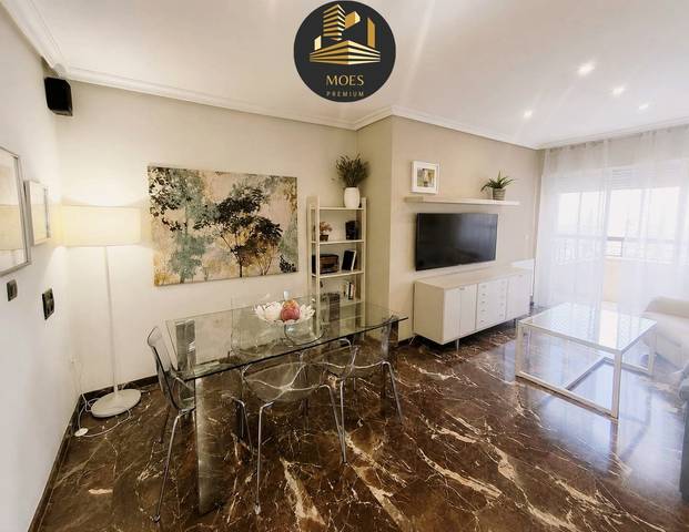 Piso en Alquiler en Valdeastillas - Fuentezuelas