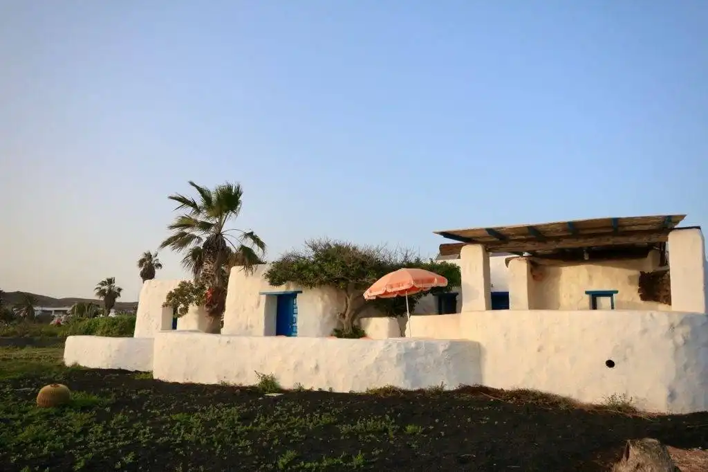 Vista exterior de Casa o chalet en venta en Teguise con Jardín privado y Terraza
