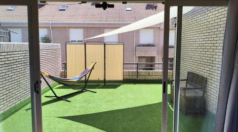 Photo 2 of Single-family semi-detached for sale in Juan Fernández García, Villaquilambre, León