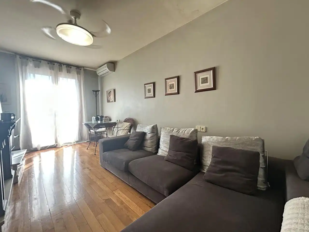 Sala d'estar de Casa o xalet en venda en Arguedas amb Aire condicionat, Calefacció i Jardí privat