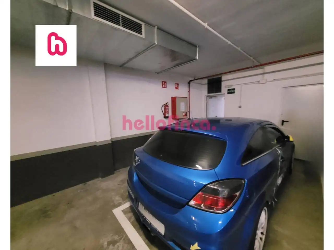 Parking de Dúplex en venta en Vic con Aire acondicionado, Calefacción y Parquet