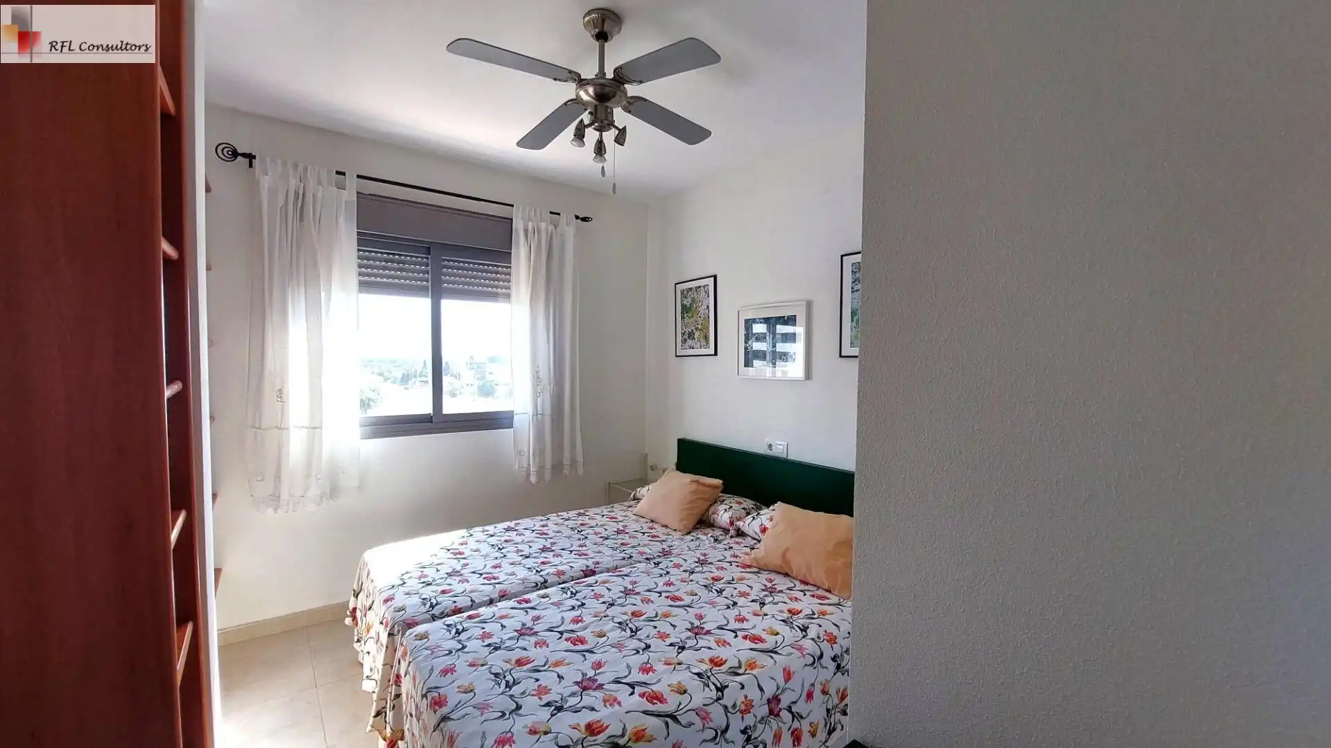 Habitación de Apartamento de alquiler en Torreblanca con Jardín privado, Terraza y Amueblado