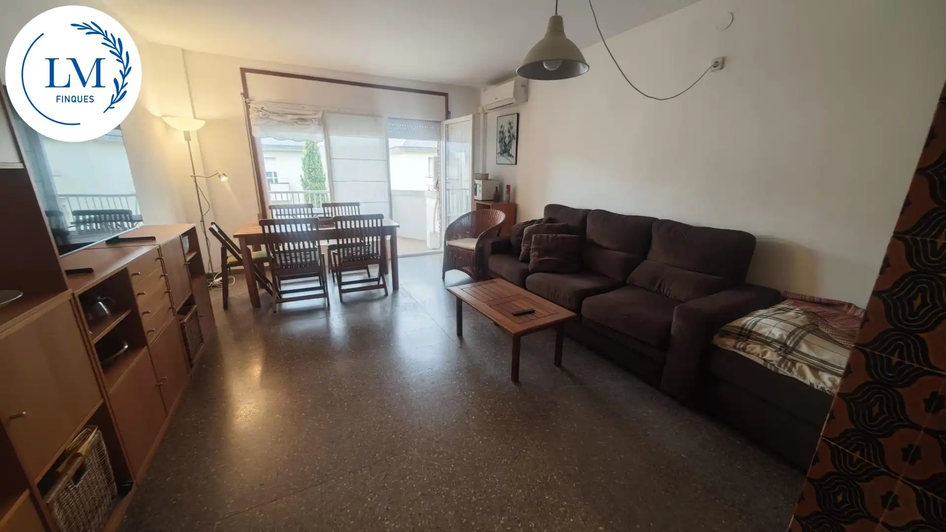 Sala de estar de Piso en venta en Vilanova i la Geltrú con Aire acondicionado, Calefacción y Terraza