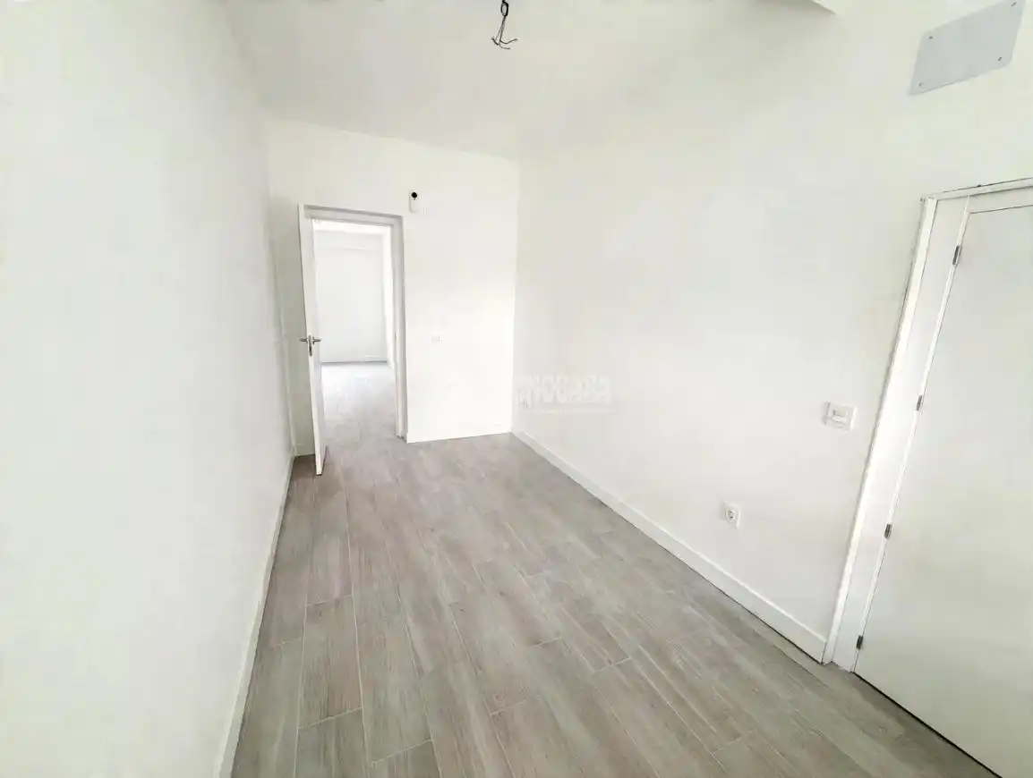 Bedroom of Flat for sale in Aranjuez  with Alarm
