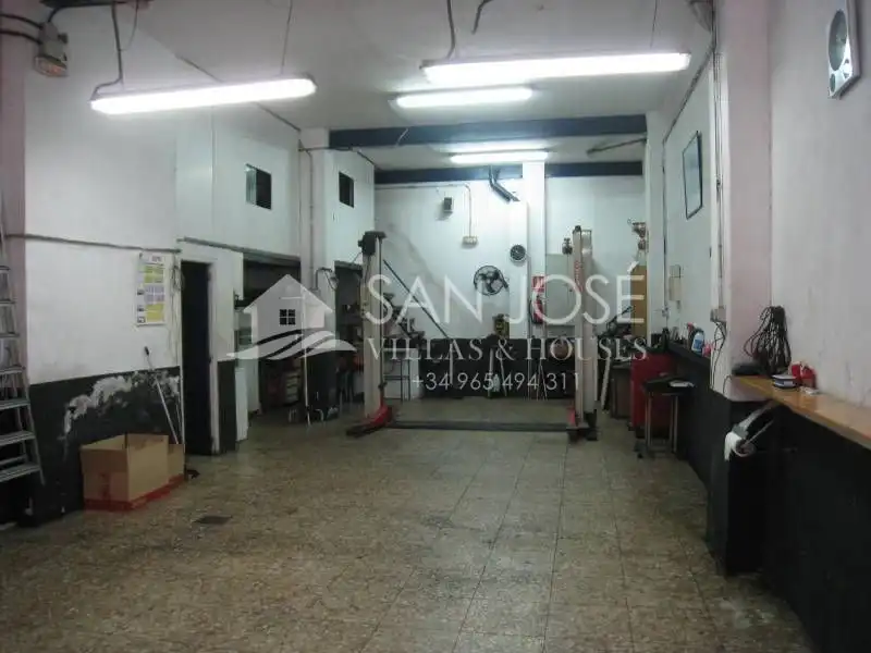 Local comercial en venda a Aspe Centro