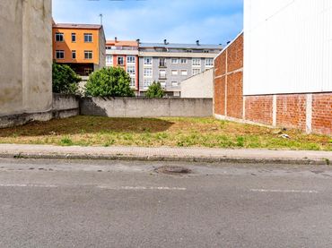 Terreno residenziale in vendita a Carballo