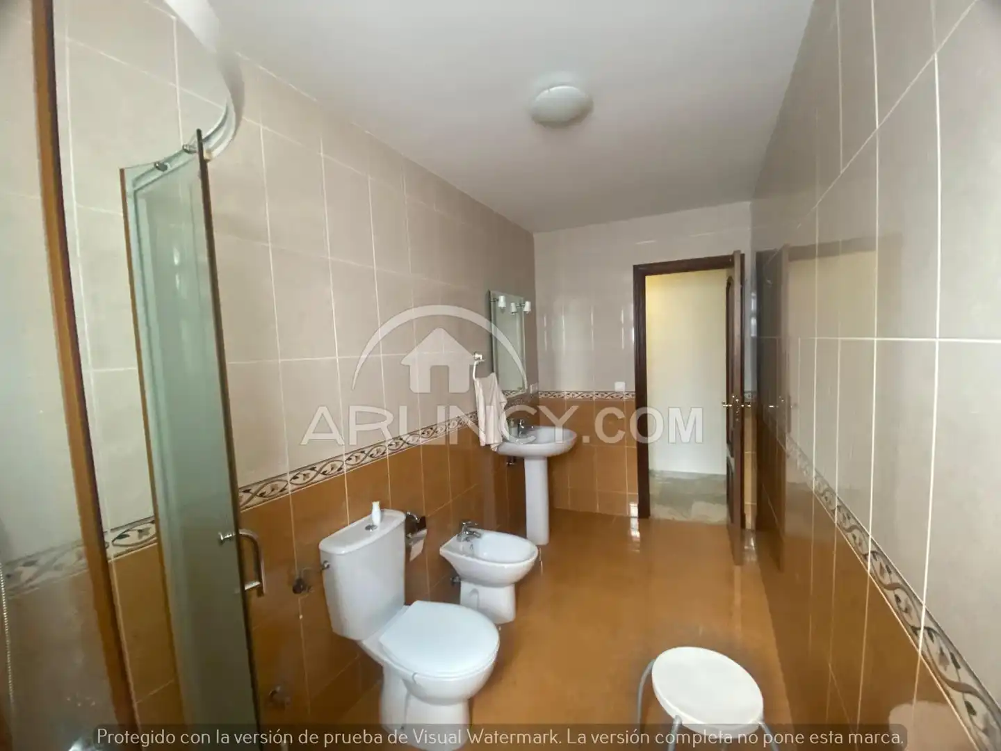 Bathroom of Flat for rent in Alcalá de Guadaira  with Air Conditioner, Heating and Furnished