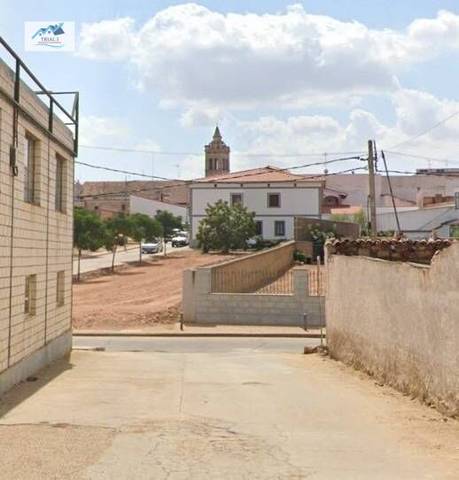 Terreno residencial en Venta en  G en Monterrubio de la Serena