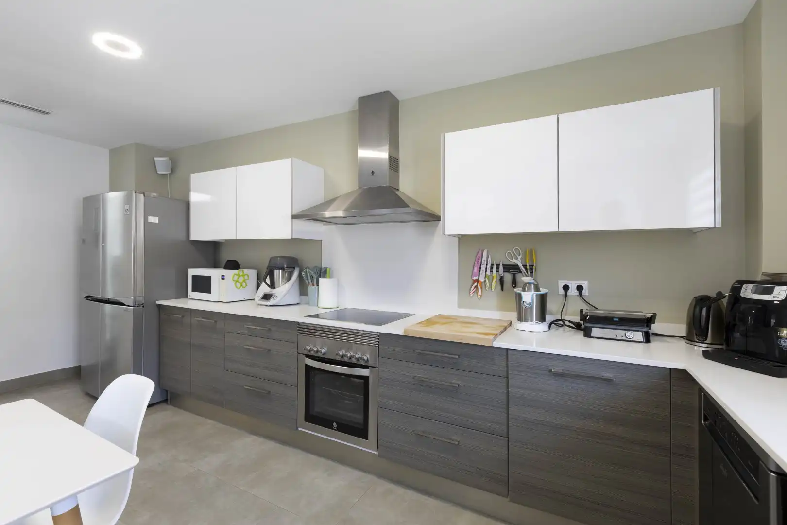 Cocina de Casa adosada en venta en San Antonio de Benagéber con Aire acondicionado, Calefacción y Terraza