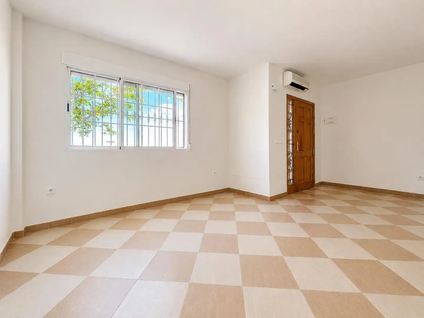 Dúplex en venta en Murcia con Aire acondicionado, Terraza y Trastero