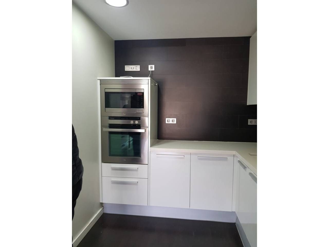 Pis en venda a Calle Escuela Pía, Centre , Centre - Sant Oleguer