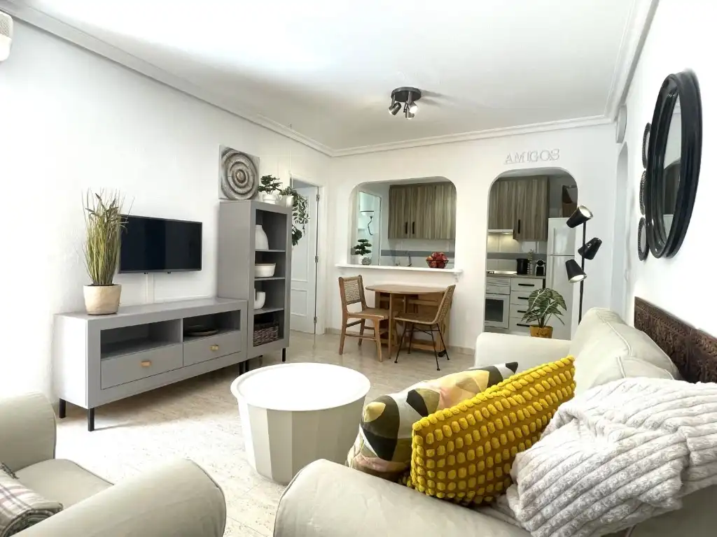 Sala de estar de Apartamento en venta en Vera con Aire acondicionado, Terraza y Amueblado