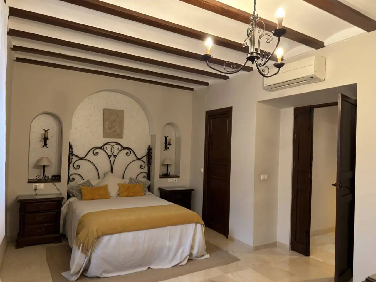 Bedroom of Houses for sale in Osuna  with Air Conditioner and Terrace