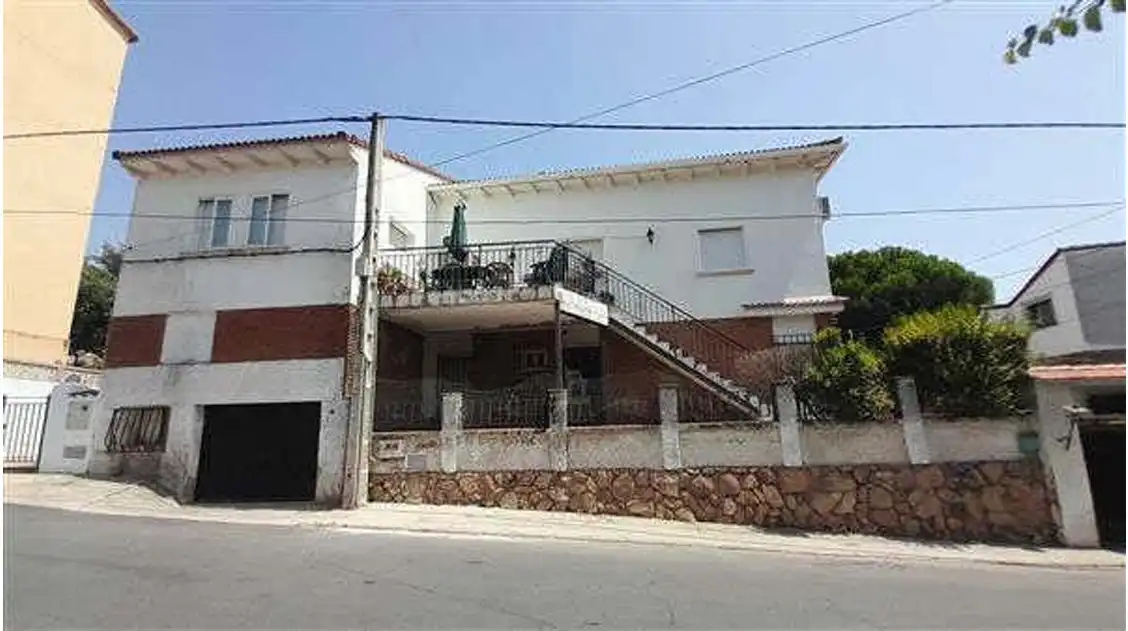 Vista exterior de Piso en venta en Casavieja con Terraza
