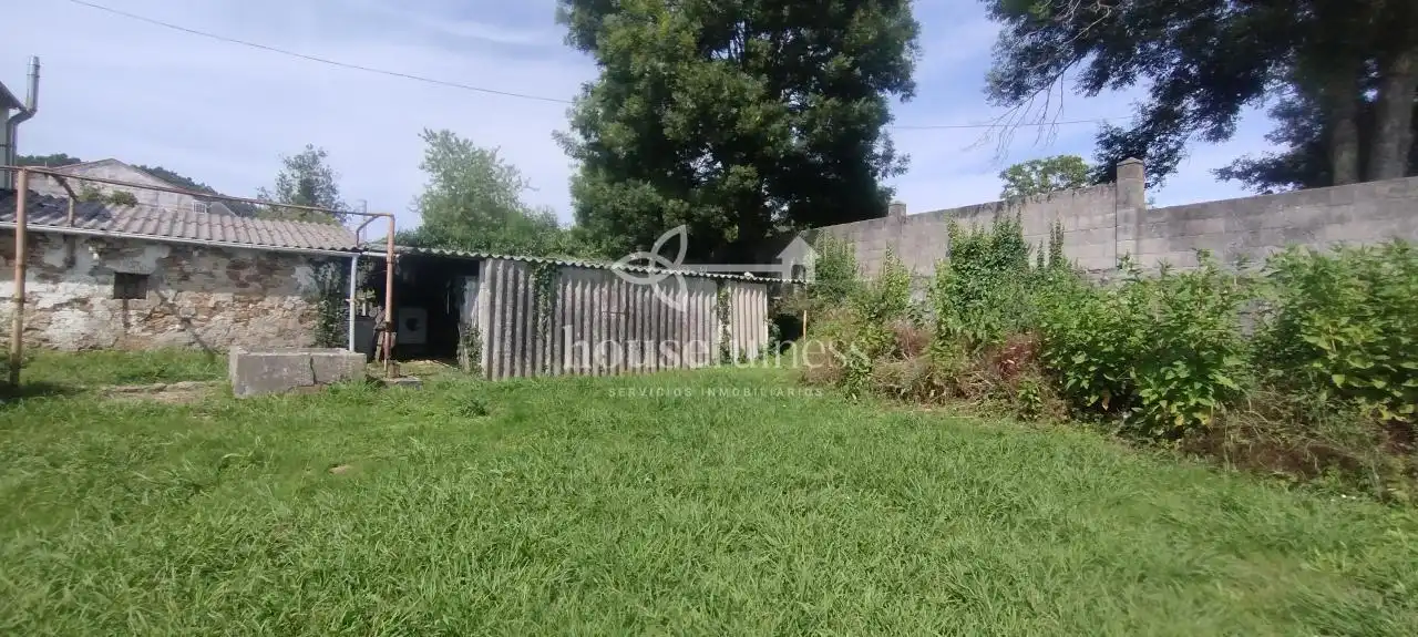 Casa o xalet en venda en Ferrol amb Calefacció, Jardí privat i Parquet