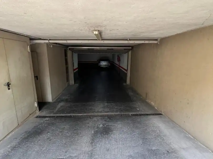 Parking de Garaje en venta en Getxo  con Alarma