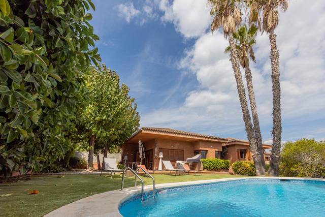Casa-chalet en Venta en L'Aragai