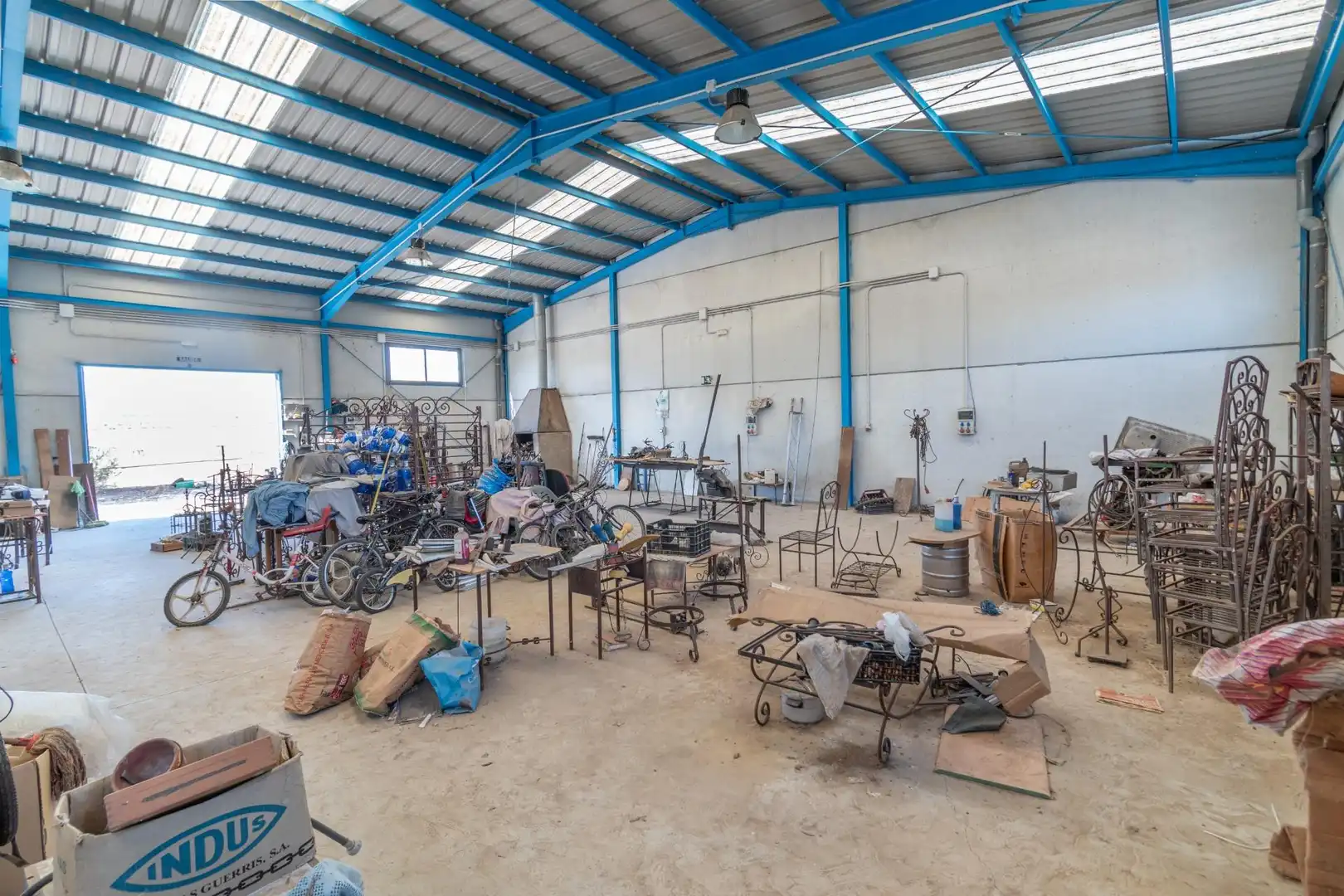 Nave industrial en venta en Cogollos de Guadix