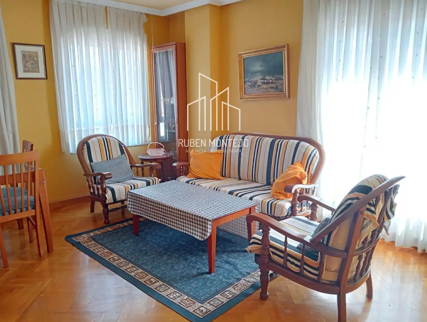 Sala de estar de Piso de alquiler en Salamanca con Calefacción, Terraza y Amueblado