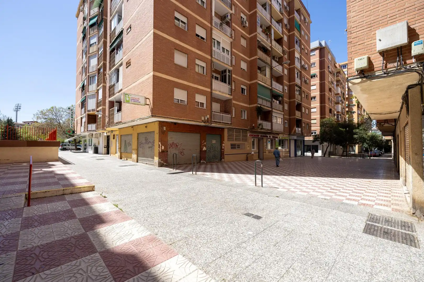 Vista exterior de Piso en venta en Granada con Aire acondicionado y Terraza