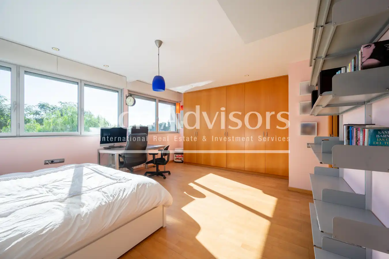 Habitación de Casa o chalet en venta en Barcelona con Aire acondicionado, Calefacción y Jardín privado